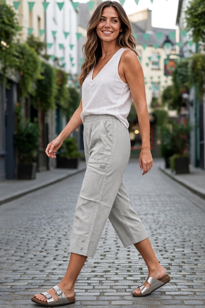 Saturne Grey Star Detail Capri Trousers